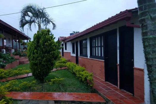 ARRIENDO FINCA CAMPESTRE FAMILIAR LEBRIJA