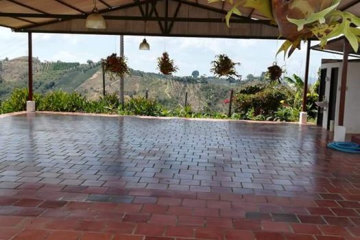 ARRIENDO FINCA CAMPESTRE FAMILIAR LEBRIJA