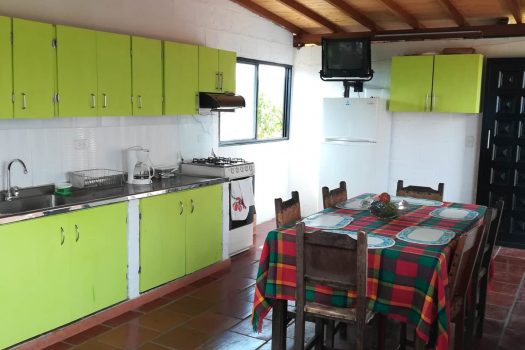 ARRIENDO FINCA CAMPESTRE FAMILIAR LEBRIJA