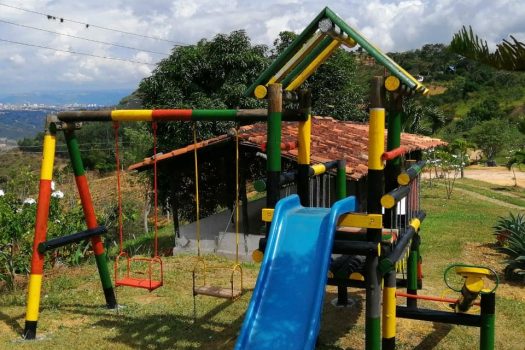 ARRIENDO FINCA CAMPESTRE FAMILIAR LEBRIJA