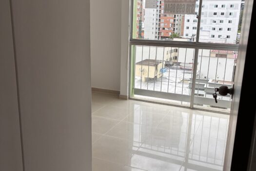 Amplio y bien ubicado apartamento en venta