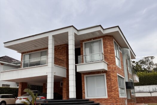 Se arrienda hermosa casa en Terrazas de Menzuly