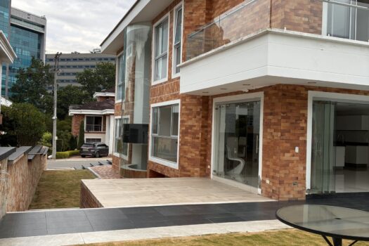 Se arrienda hermosa casa en Terrazas de Menzuly