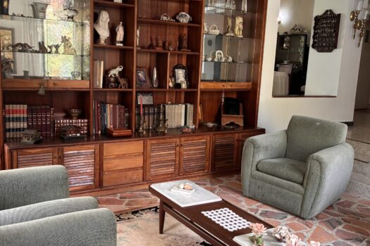 Se vende impresionante casa de 270 mts2 en lagos del cacique